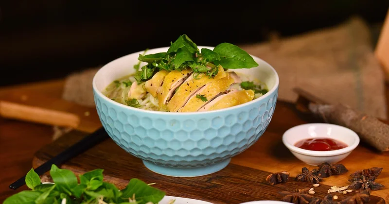 Gastronomie vietnamienne : ce que le repas enseigne sur la famille